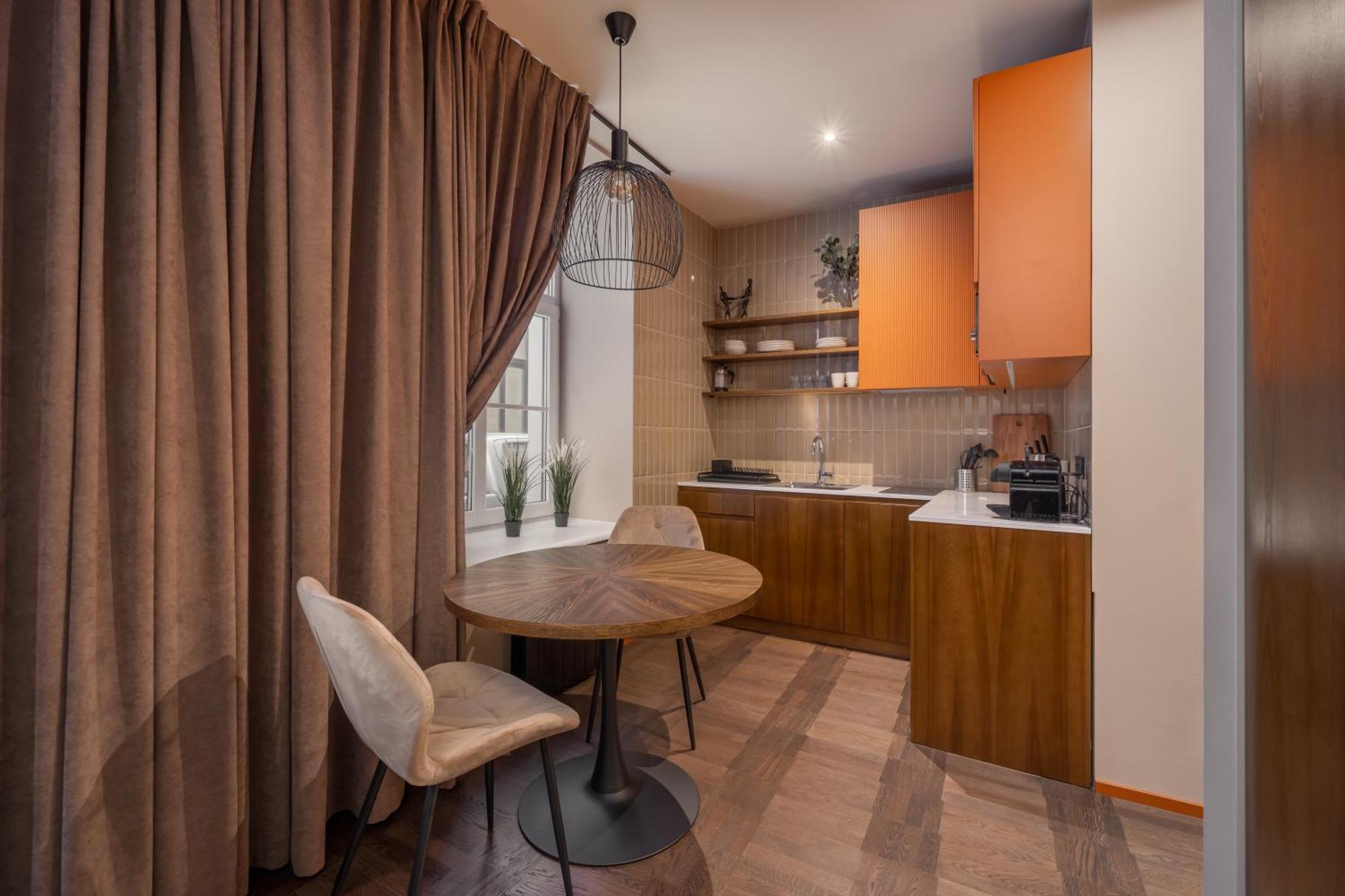 Stylish Old Town Apartment On Mucenieku Street Riga Exteriör bild